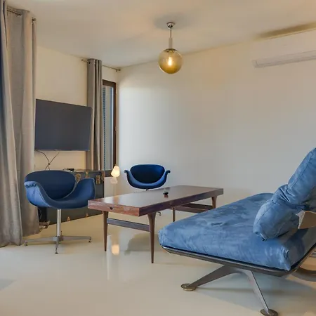 Carlos By Madeira * Funchal (Madeira)