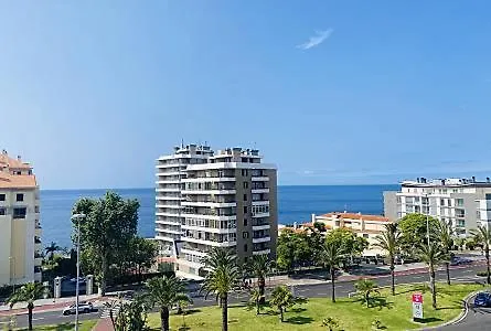 Carlos By Madeira * Φουνκάλ