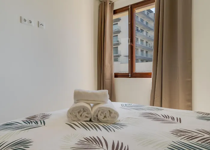 Carlos By Madeira Funchal (Madeira)