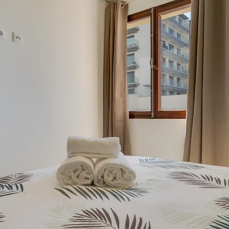 Carlos By Madeira Funchal (Madeira)